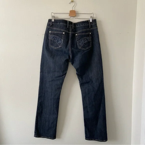 Roadrunner Mid Rise Jeans - Picture 6 of 7